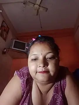 Snapshot of priti_25 chatting on 05.26.26 priti 25 online show from 05.26.26