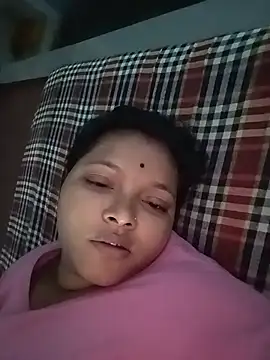 Snapshot of priti_25 chatting on 07.27.26 priti 25 online show from 07.27.26