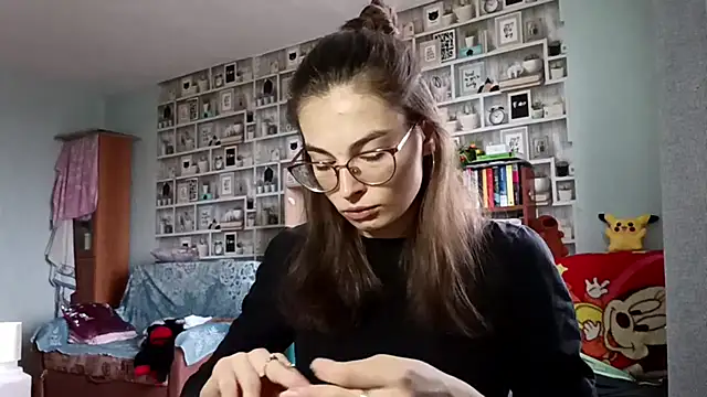 JInaMillsap online show from 04.10.26