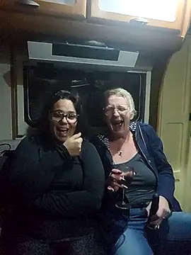 lescoquinsdu40 online show from 03.20.26