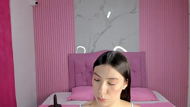 Mily17  online show from 04.22.26