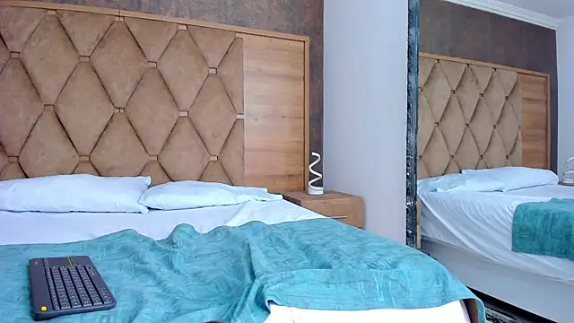 MaxiStanford online show from 04.03.26