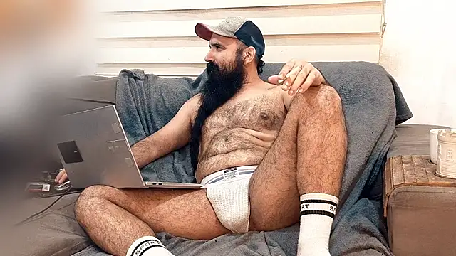 Snapshot of Barba_Negra_Fumador chatting on 06.25.26 Barba Negra Fumador online show from 06.25.26