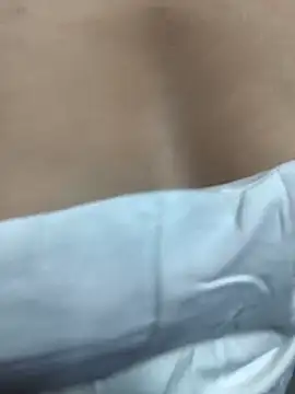 Glow Queen online show from 03.07.26