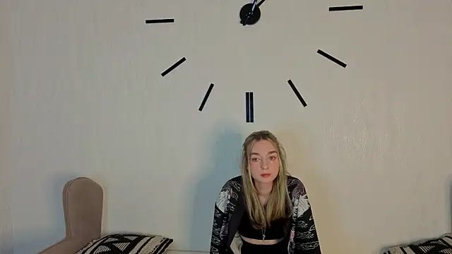 Snapshot of BelindaNeira chatting on 03.20.26 BelindaNeira online show from 03.20.26