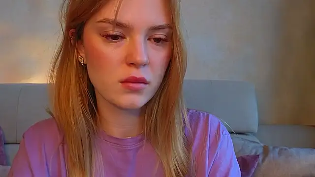 cyberl0ve  online show from 03.18.26