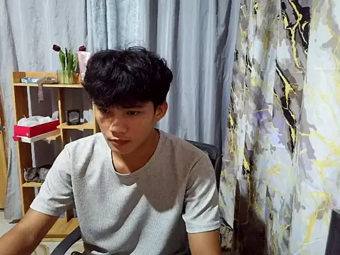 Snapshot of marksurelyhard chatting on 07.26.26 marksurelyhard online show from 07.26.26