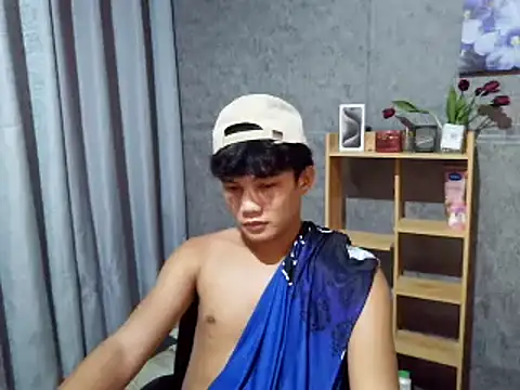 Snapshot of marksurelyhard chatting on 08.04.26 marksurelyhard online show from 08.04.26