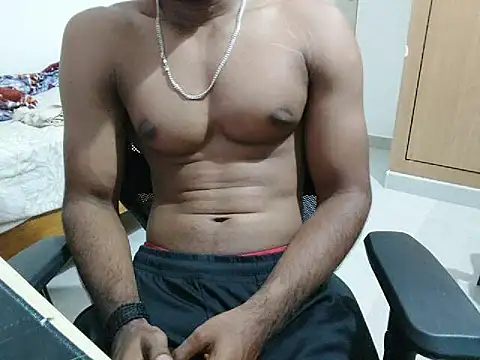 Snapshot of kratosTheHunk chatting on 05.03.26 kratosTheHunk online show from 05.03.26