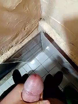 dzniyaak online show from 03.28.26