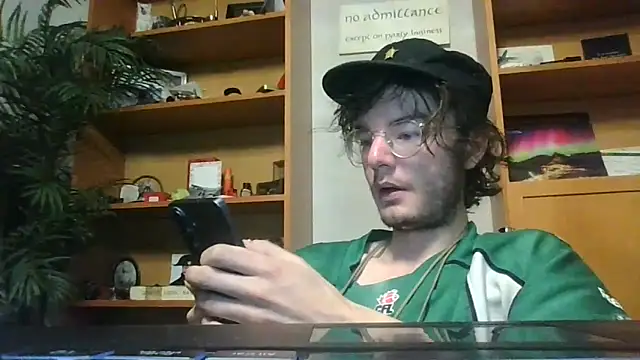 KinkyKittyBoy online show from 04.05.26