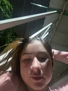 Zoe Luxxe  online show from 04.27.26