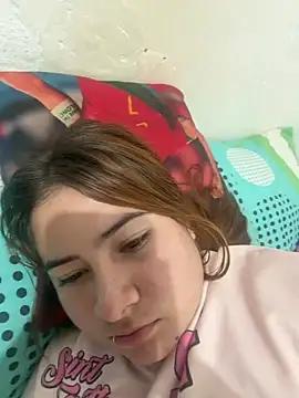 Zoe Luxxe  online show from 04.30.26