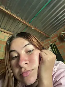Zoe Luxxe  online show from 05.10.26