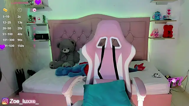 Zoe Luxxe  online show from 06.02.26