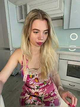 BellaSuns online show from 05.10.26