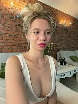 BellaSuns online show from 07.18.26