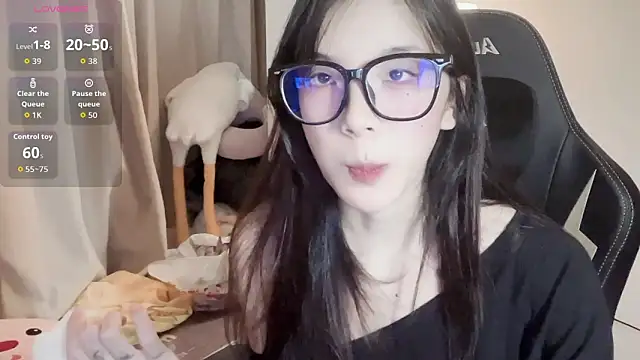 Snapshot of paopao-666 chatting on 05.17.26 paopao-666 online show from 05.17.26