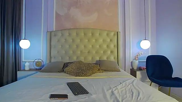 LiaTrainor online show from 03.06.26