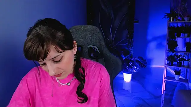 EmmaWheelers online show from 04.01.26