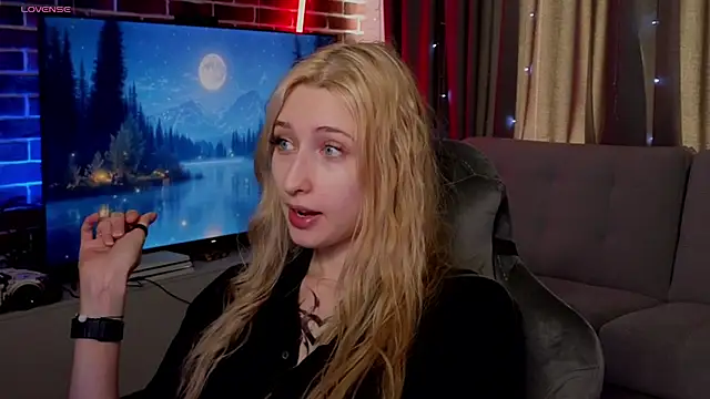 Emma Willson online show from 07.29.26