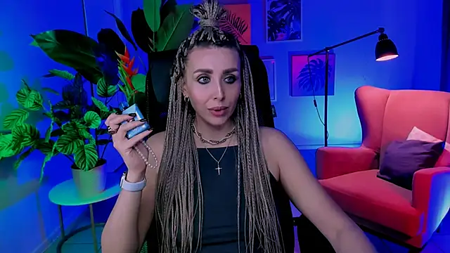 Snapshot of MonicaRiley chatting on 04.30.26 MonicaRiley online show from 04.30.26