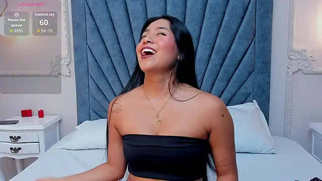 Leandra-Johnson online show from 04.27.26