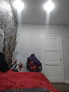 Naomimolie online show from 04.07.26