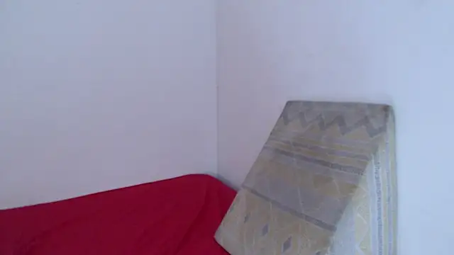 Scarlett Cherry  online show from 04.11.26