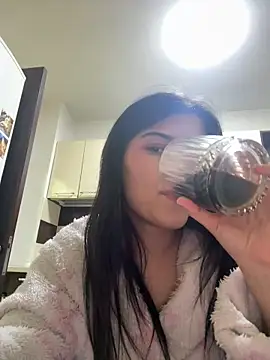 Snapshot of MistressMollyx chatting on 03.02.26 MistressMollyx online show from 03.02.26