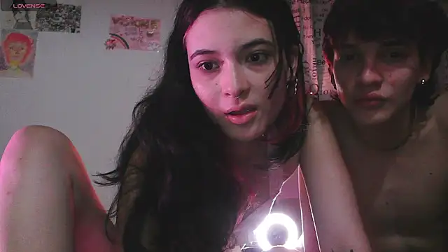 Snapshot of hot_moons chatting on 03.04.26 hot moons online show from 03.04.26