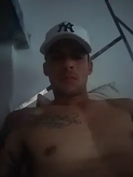 alexito1020 online show from 05.17.26