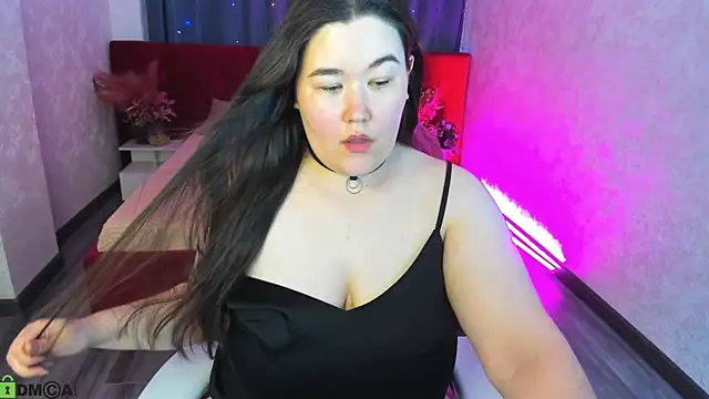 Miss Triss online show from 06.30.26