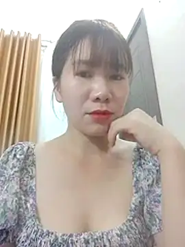 Snapshot of Bondgirl_9 chatting on 05.28.26 Bondgirl 9 online show from 05.28.26