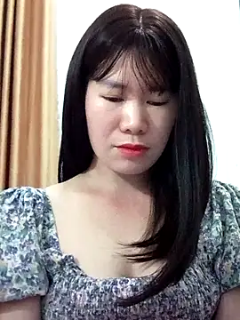 Snapshot of Bondgirl_9 chatting on 06.12.26 Bondgirl 9 online show from 06.12.26
