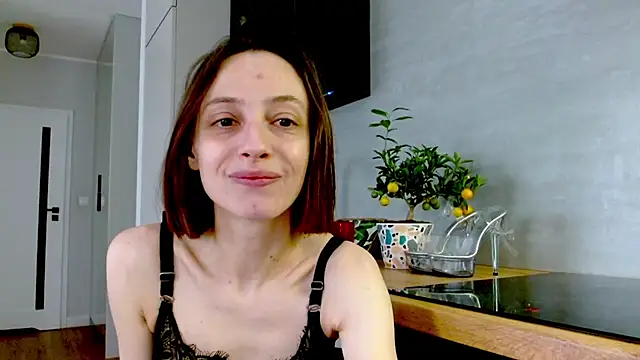 Snapshot of misssweet chatting on 05.18.26 misssweet online show from 05.18.26