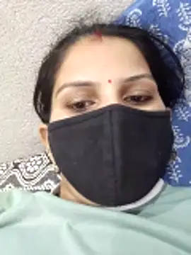 Snapshot of lovelypooja93 chatting on 06.30.26 lovelypooja93 online show from 06.30.26