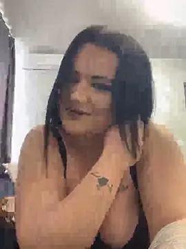 julietalovee online show from 03.16.26