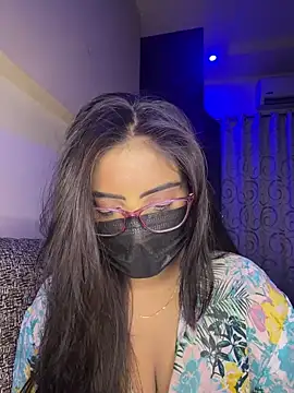 nikki catz online show from 04.05.26