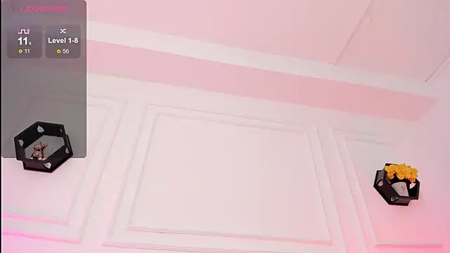 Im Scarlett  online show from 07.23.26