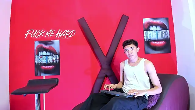 SKYN MAN online show from 03.22.26