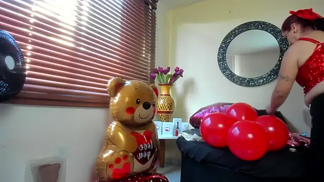 Maye Milf  online show from 03.19.26