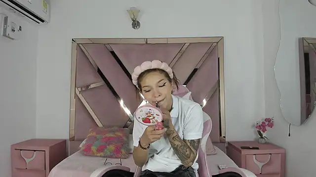 Angell cherryht online show from 05.25.26