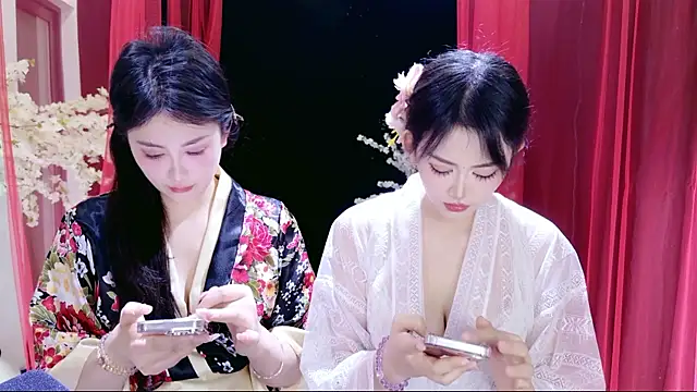 Banana-Milk69 online show from 04.16.26