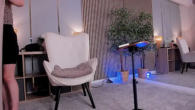 Velvet Spell online show from 07.18.26