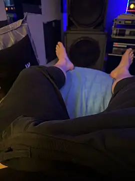 MatthewEmme2121 online show from 04.01.26