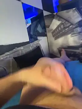 MatthewEmme2121 online show from 04.10.26