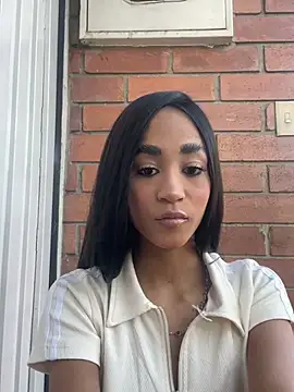 Paola 14 online show from 05.09.26