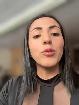 Snapshot of SamanthaWalker_ chatting on 06.23.26 SamanthaWalker online show from 06.23.26