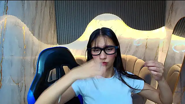 candy sky r online show from 04.22.26